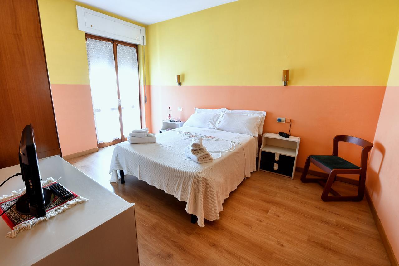 Hotel Motel Europa Domodossola Eksteriør bilde